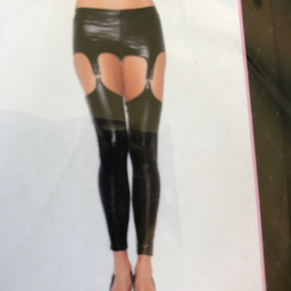 NWT Leg Avenue Wet Look Garter Leggings